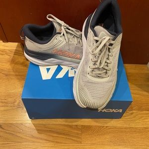 Hoka size 9 Bondi 7 used
